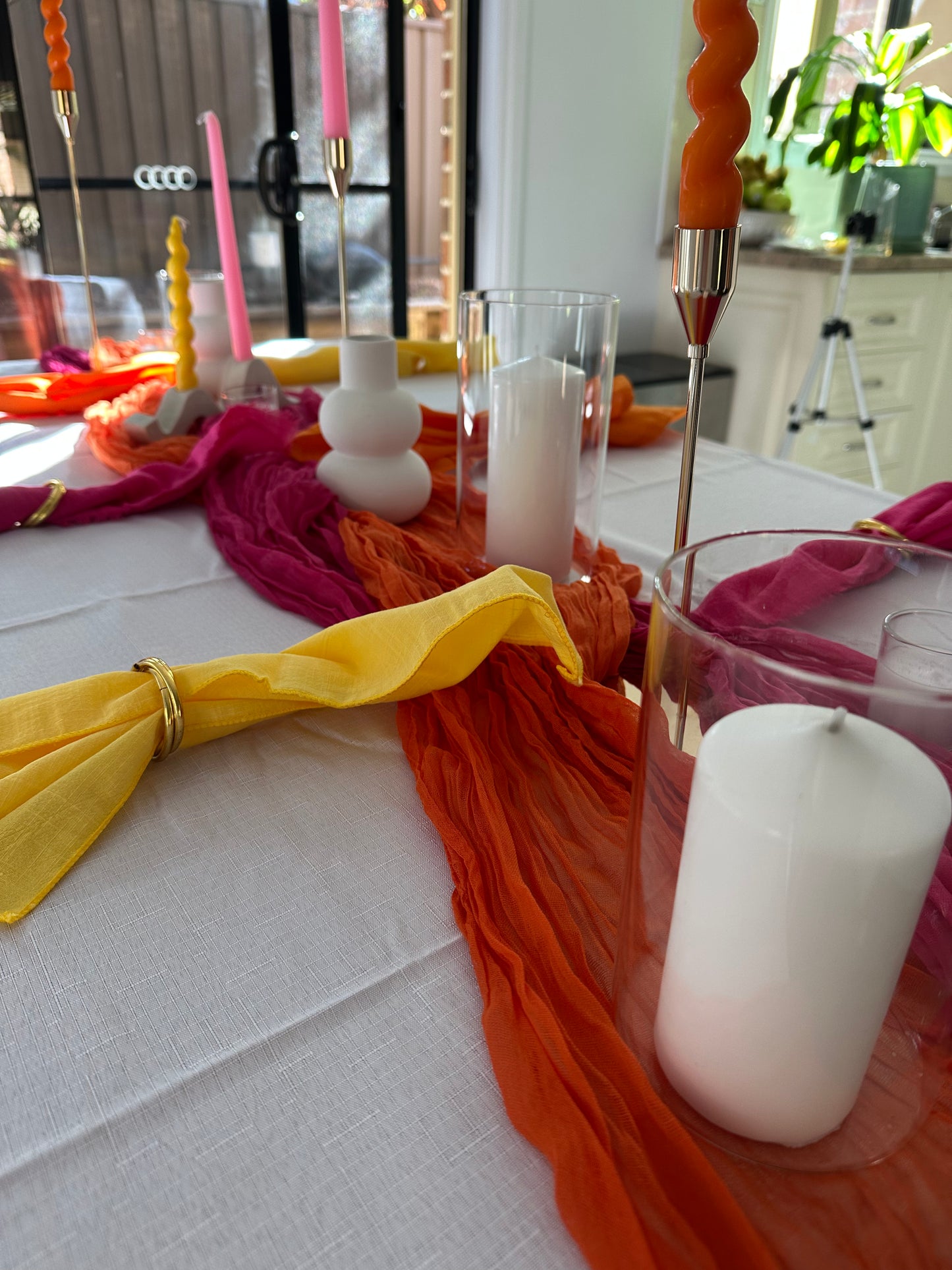 FOR HIRE - Tequila Sunset Table Décor Hire Set