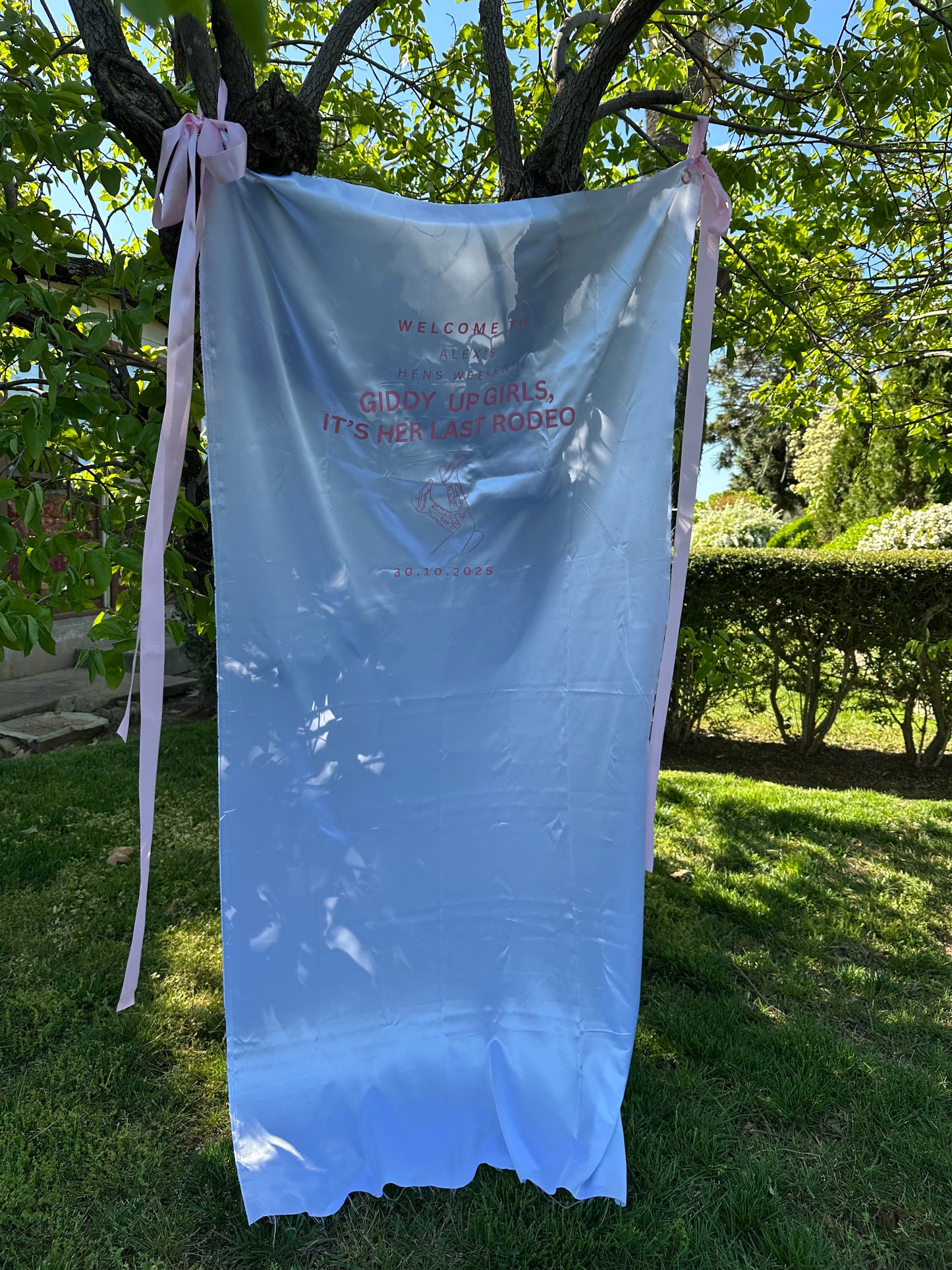 Personalised Fabric Welcome Sign β Custom Event Banner with Ribbon