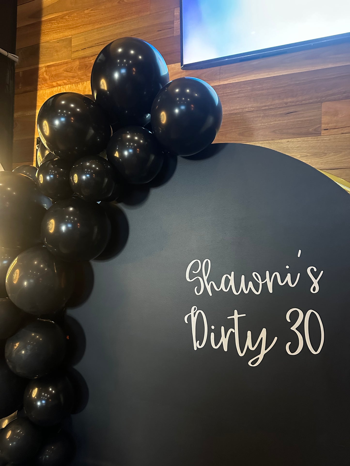 Custom Balloon Garland – Half Arch for Welcome Sign